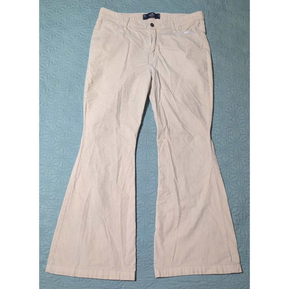 Hollister High-Rise Flare Corduroy Pants Women's 15S 32/30 Cream 70's Style